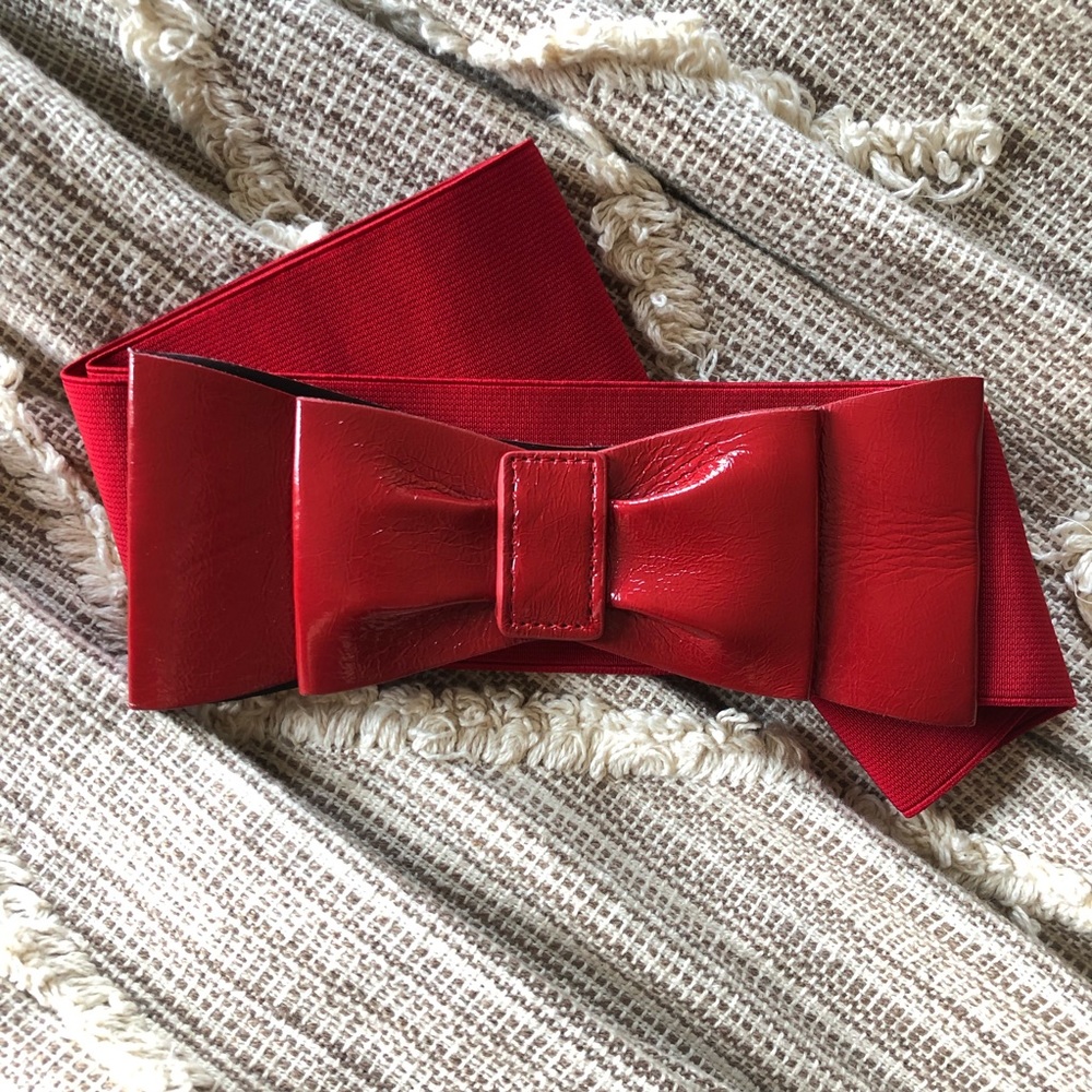 Red Patent Leather & Elastic Bow Belt!